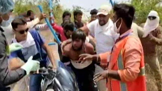 Sanitation worker in Madhya Pradesh assaulted, his clothes torn