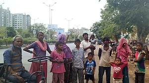 Migrant workers case: SC asks Centre about steps taken for payment of wages to them