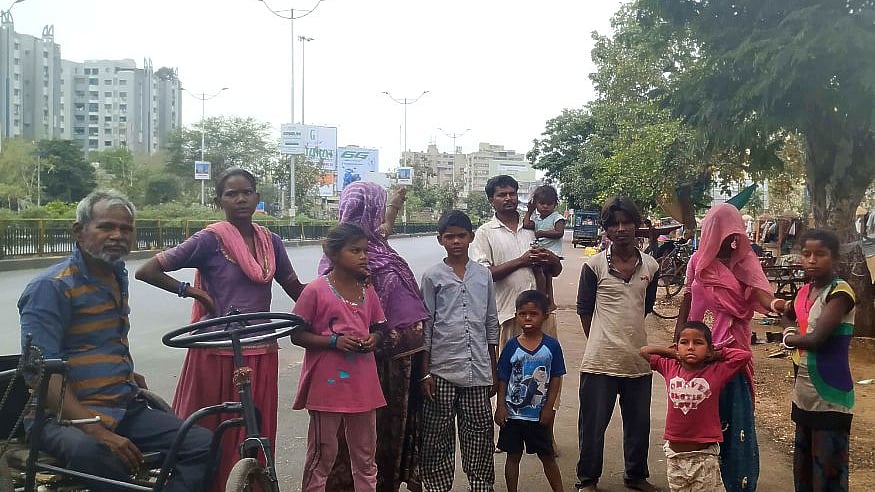Representative Image of migrant workers (Photo Courtesy: Twitter)