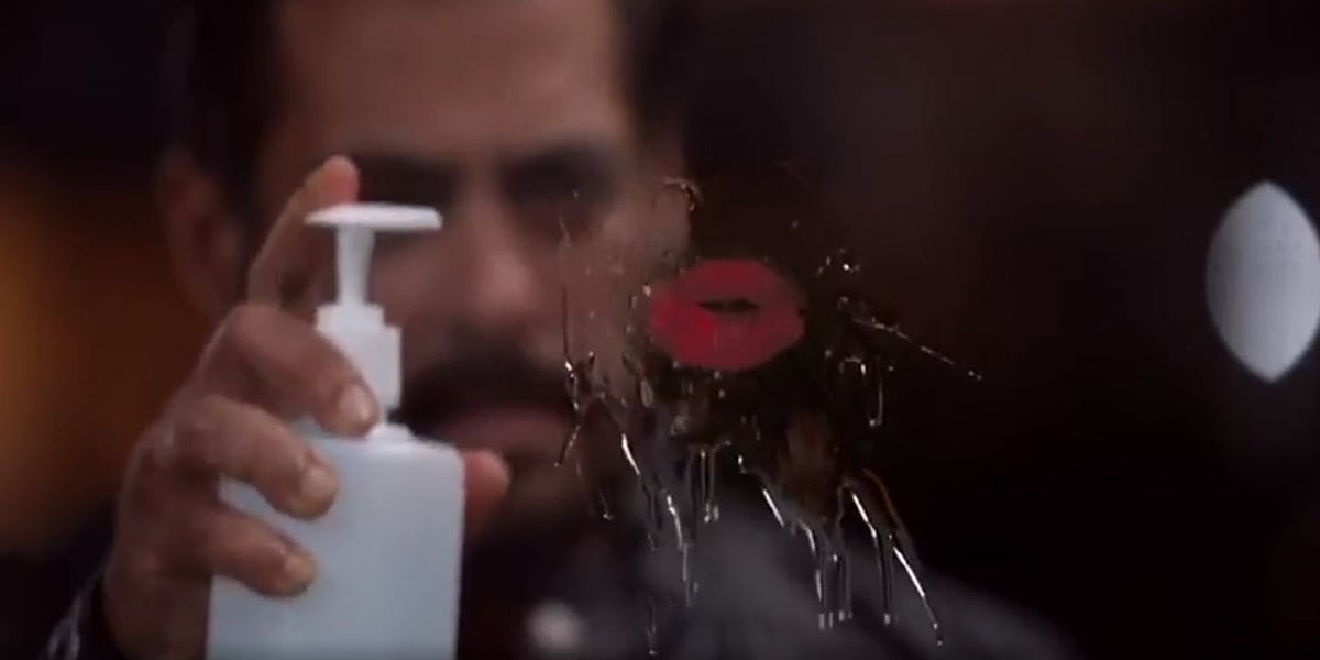 Salman Khan gives coronavirus twist to ‘Maine Pyar Kiya’ scene
