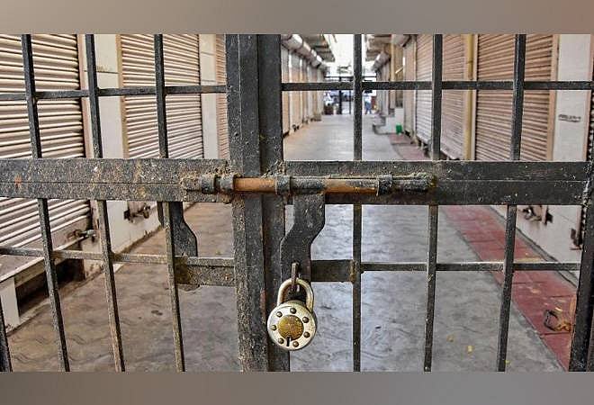How to go about reopening the economy after the lockdown ends
