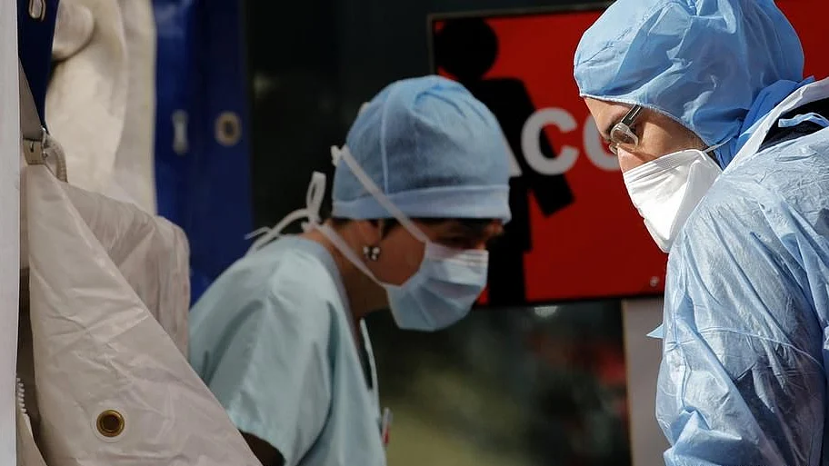 No evidence to suggest if Omicron more severe than other variants: Singapore
