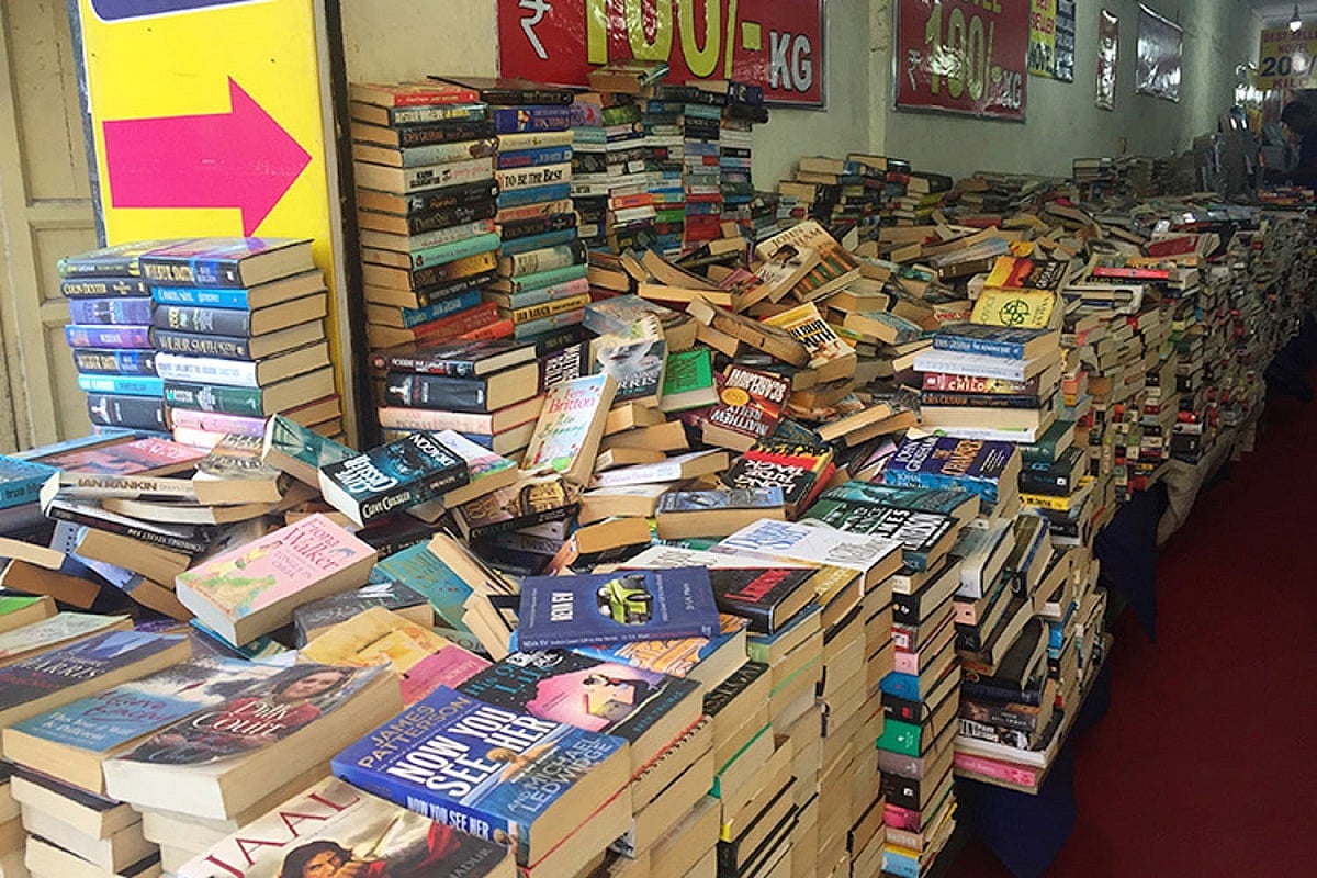 Delhi publishers mull over selling books online