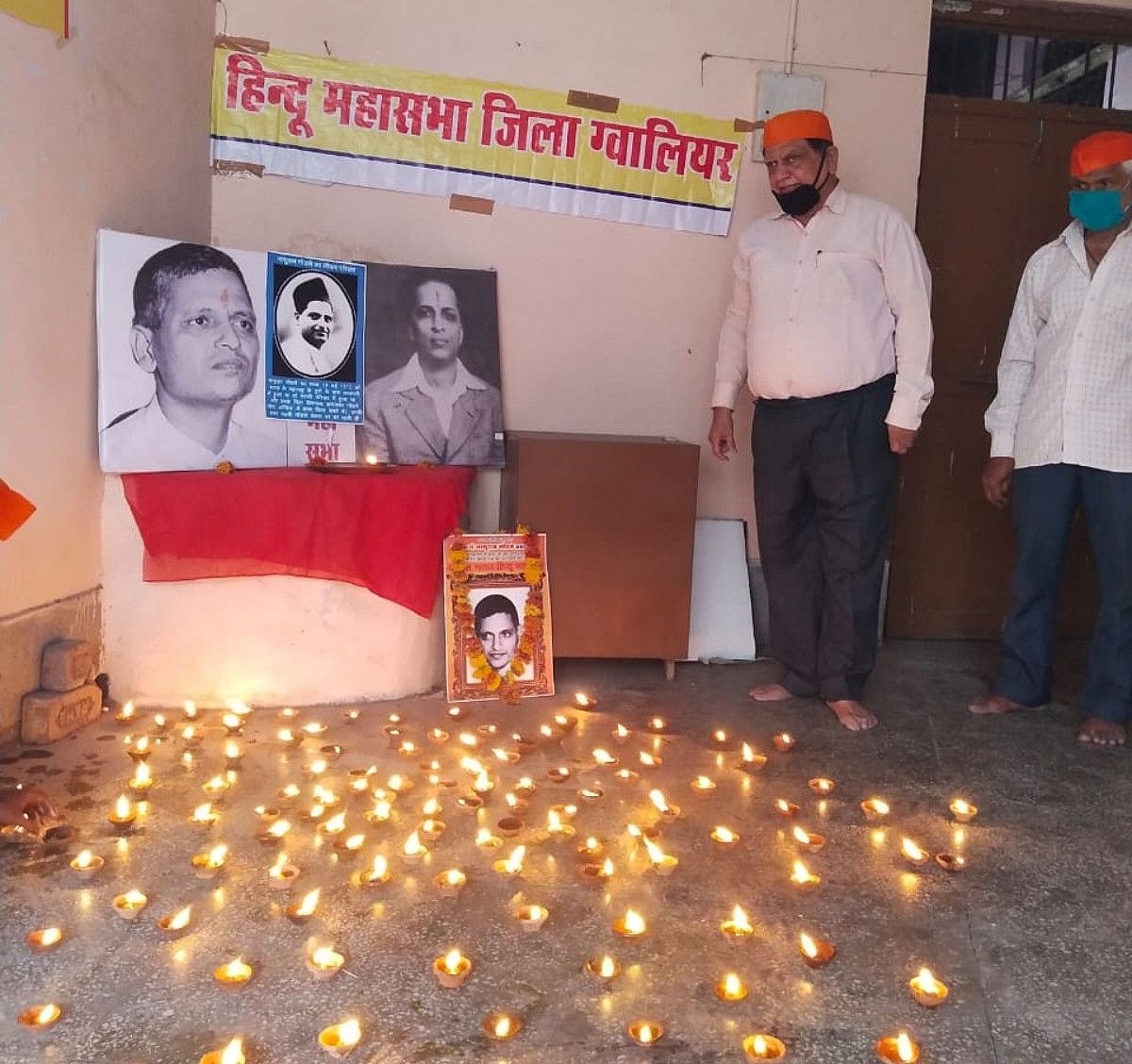 Madhya Pradesh: Hindu Mahasabha observes Godse’s birth anniversary again; Congress fumes 