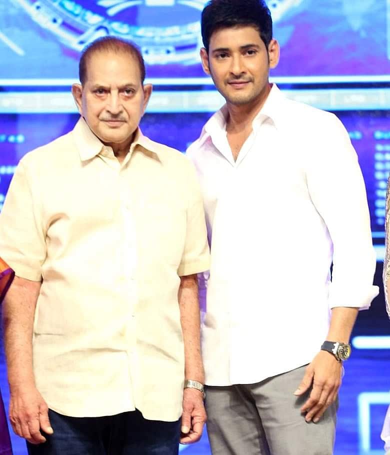 Mahesh Babu with his father Siva Rama Krishna Ghattamaneni