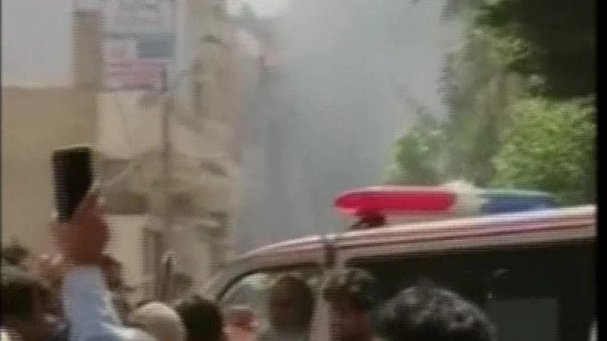 Pakistan International Airlines flight from Lahore crashes near Karachi airport
