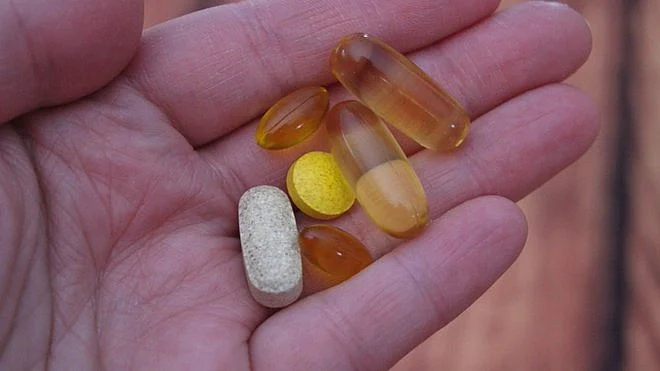 New study links low vitamin D levels with high COVID-19 death rate