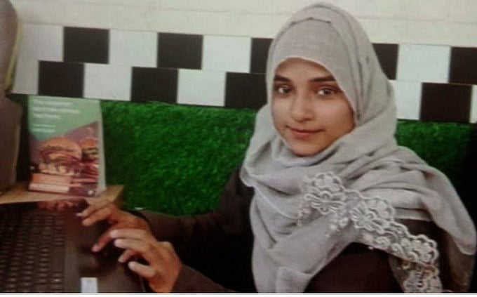 Woman freelance journalist commits suicide, SP leader held