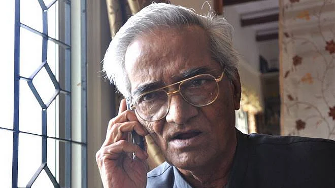 Celebrated Urdu writer, humorist Mujtaba Hussain (File Photo)
