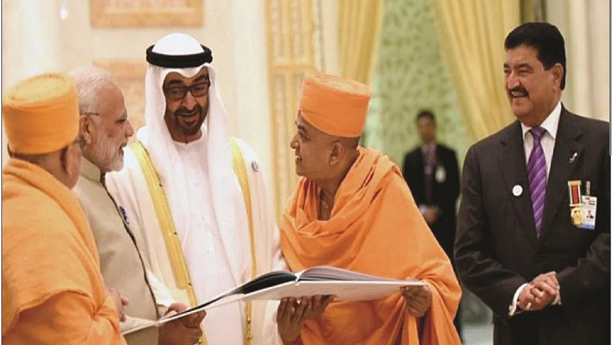 BR Shetty looks on as PM narendra Modi and UAE  Crown Prince Mohamed bin Zayed al Nahyan interact with priests before the foundation laying ceremony of Abu Dhabi’s first Hindu temple in February, 2018