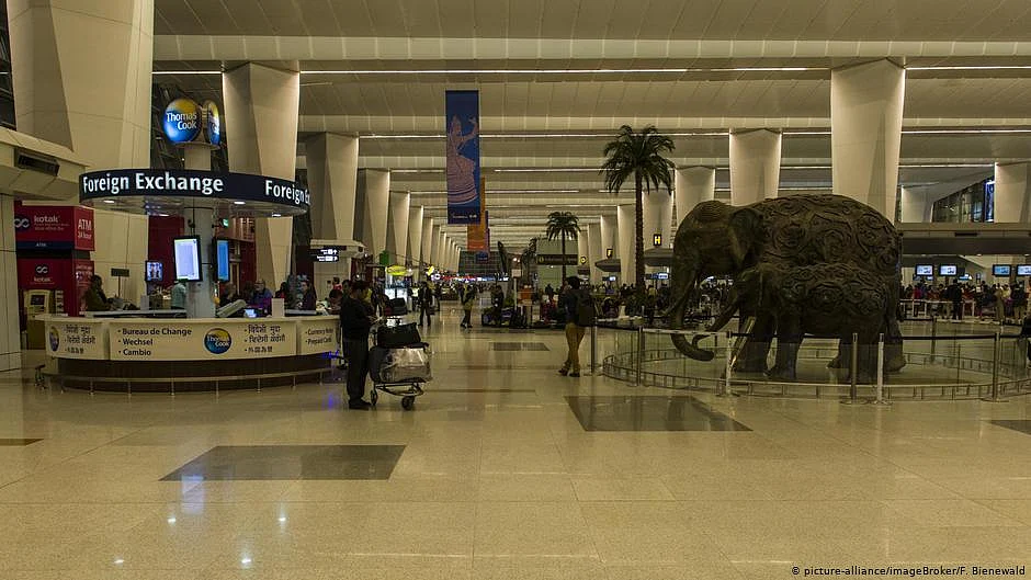 Australians to face five-year jail or hefty fine if they return home from India