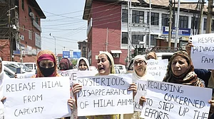 Missing Kashmiri scholar’s family seeks help to trace him