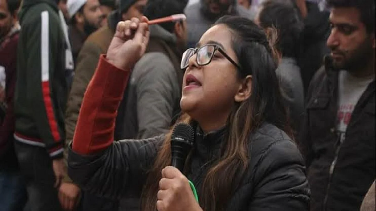 Safoora Zargar (Photo Courtesy: social media)