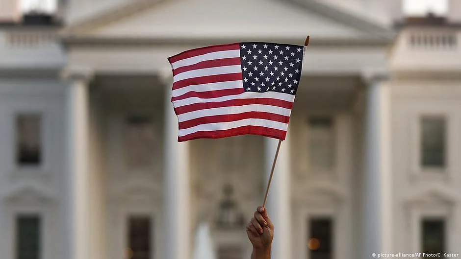 Spouses of H-1B visa holders can work in US, says judge