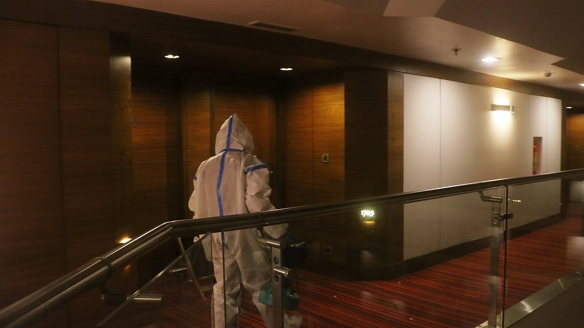 Big hospitals to be linked with 5-star hotels, price to be capped at Rs 10k/day