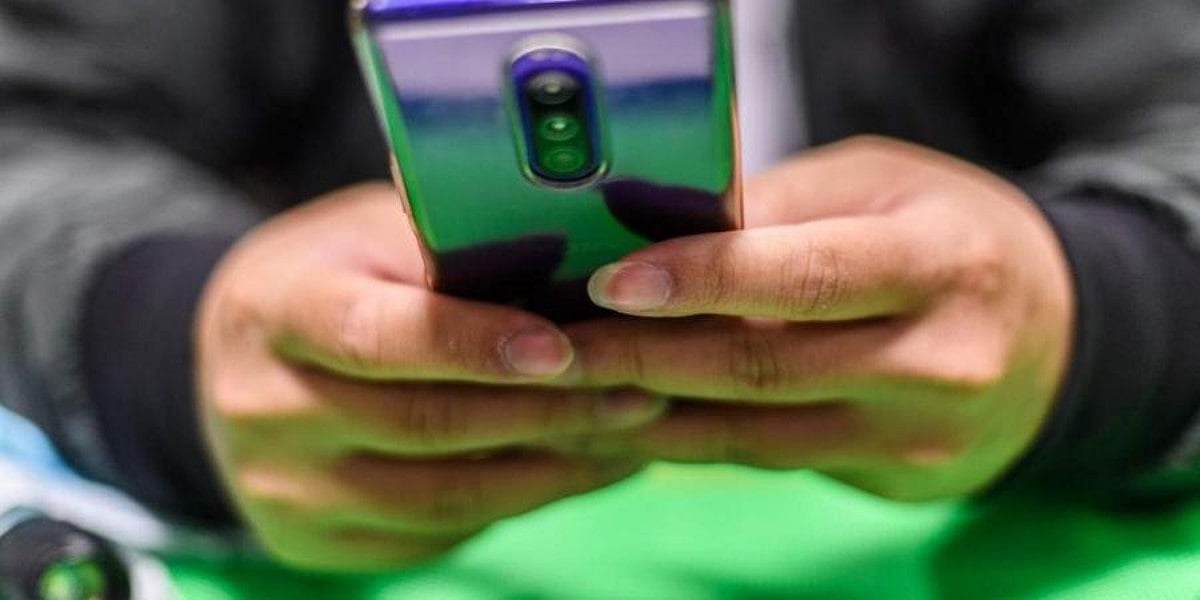 Officer suspended for posting obscene image on social media in Madhya Pradesh