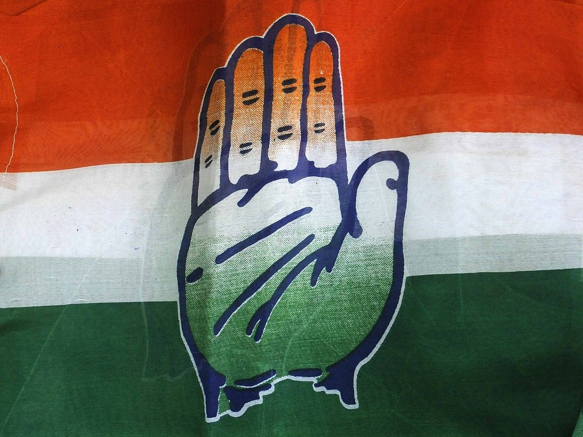 Congress flays deletion of topics from UP board syllabi