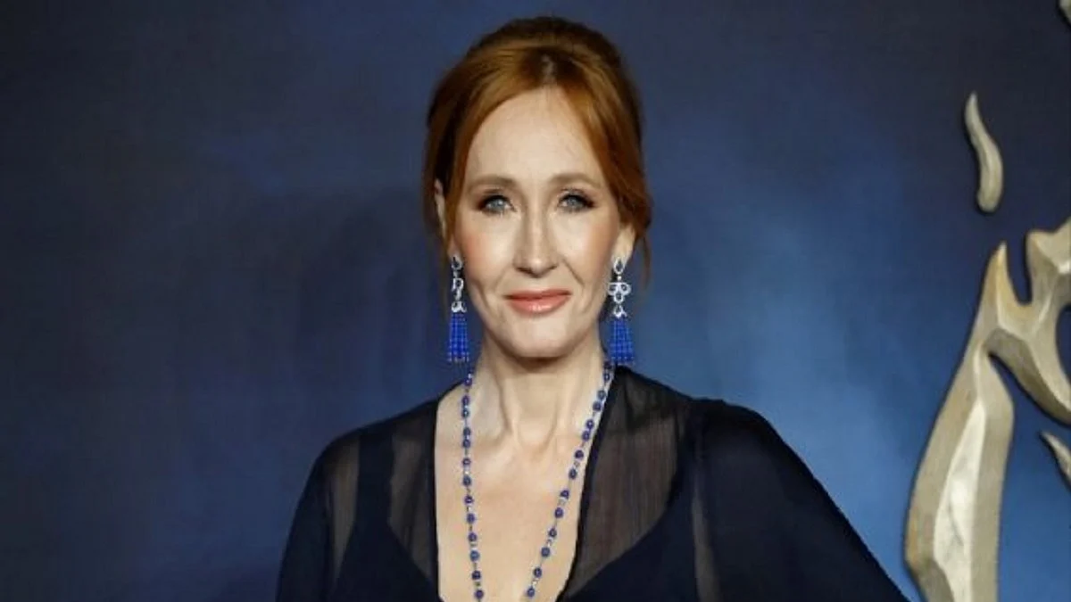 JK Rowling (Photo Courtesy: Twitter/@GeeksGamersCom)