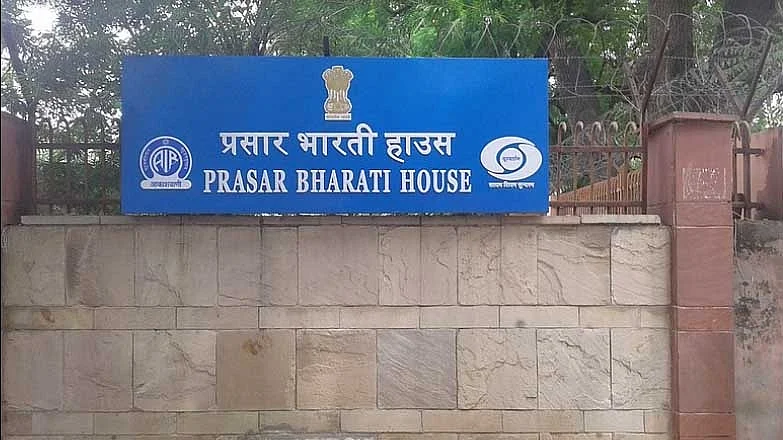 80 unpaid AIR RJs serve notice to Prasar Bharati