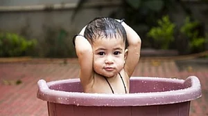 Tips for monsoon skin care for babies every mother should follow