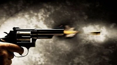 Sashastra Seema Baltrooper shoots senior, self in J&K’s Kulgam  