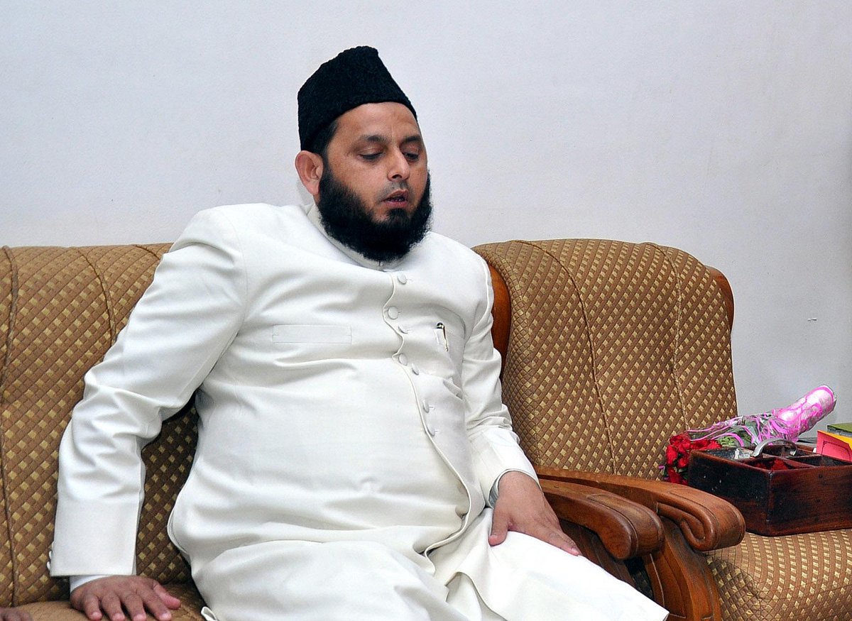 Cleric seeks govt nod for slaughter on Bakrid