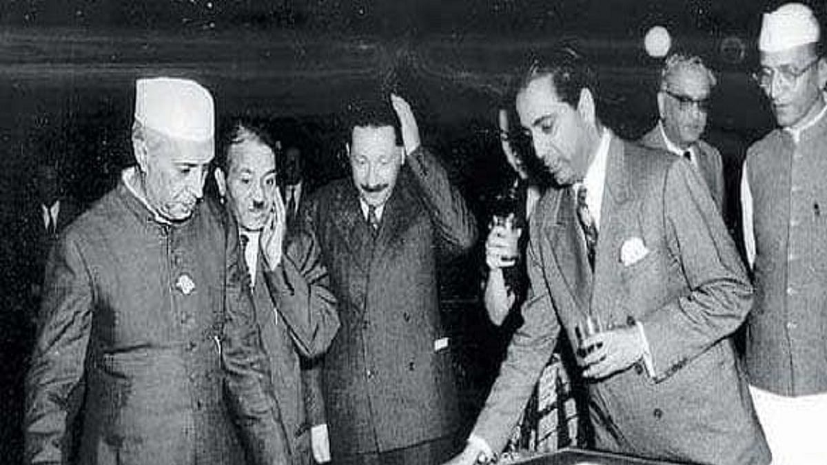 Pt Jawaharlal Nehru with Dr Homi J Bhabha