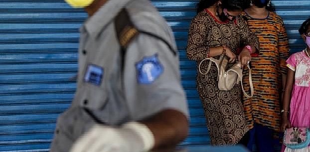 Ex-Nagpur corporator becomes security guard to support family