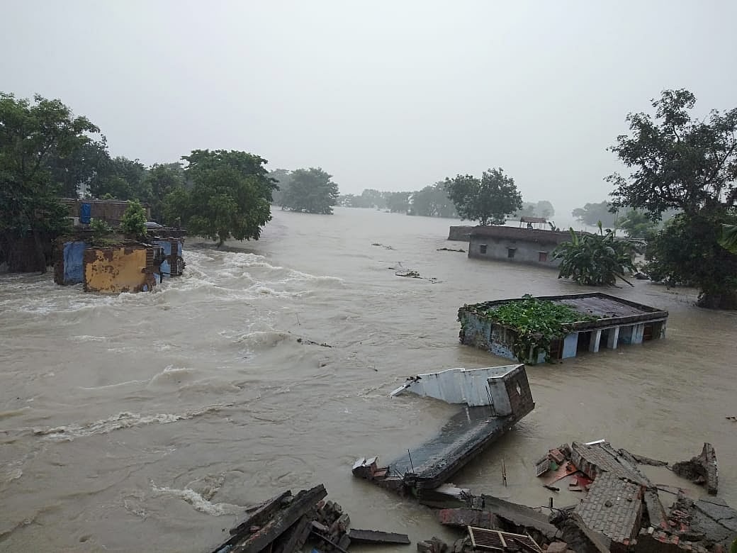 Bihar floods: 25 lakh people displaced, 8 dead