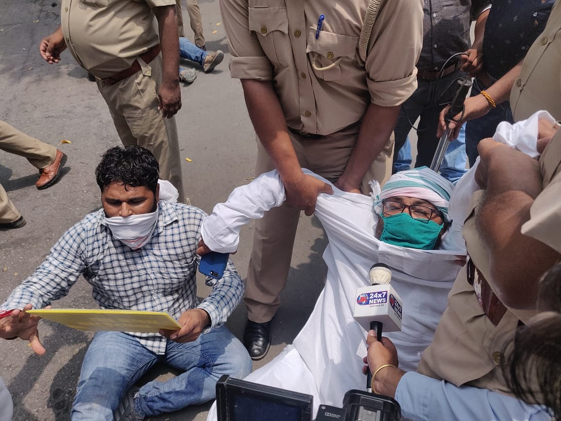 Speak up for democracy: UP Police stop Congress leaders’ dharna at Raj Bhavan, whisk away Lallu, others