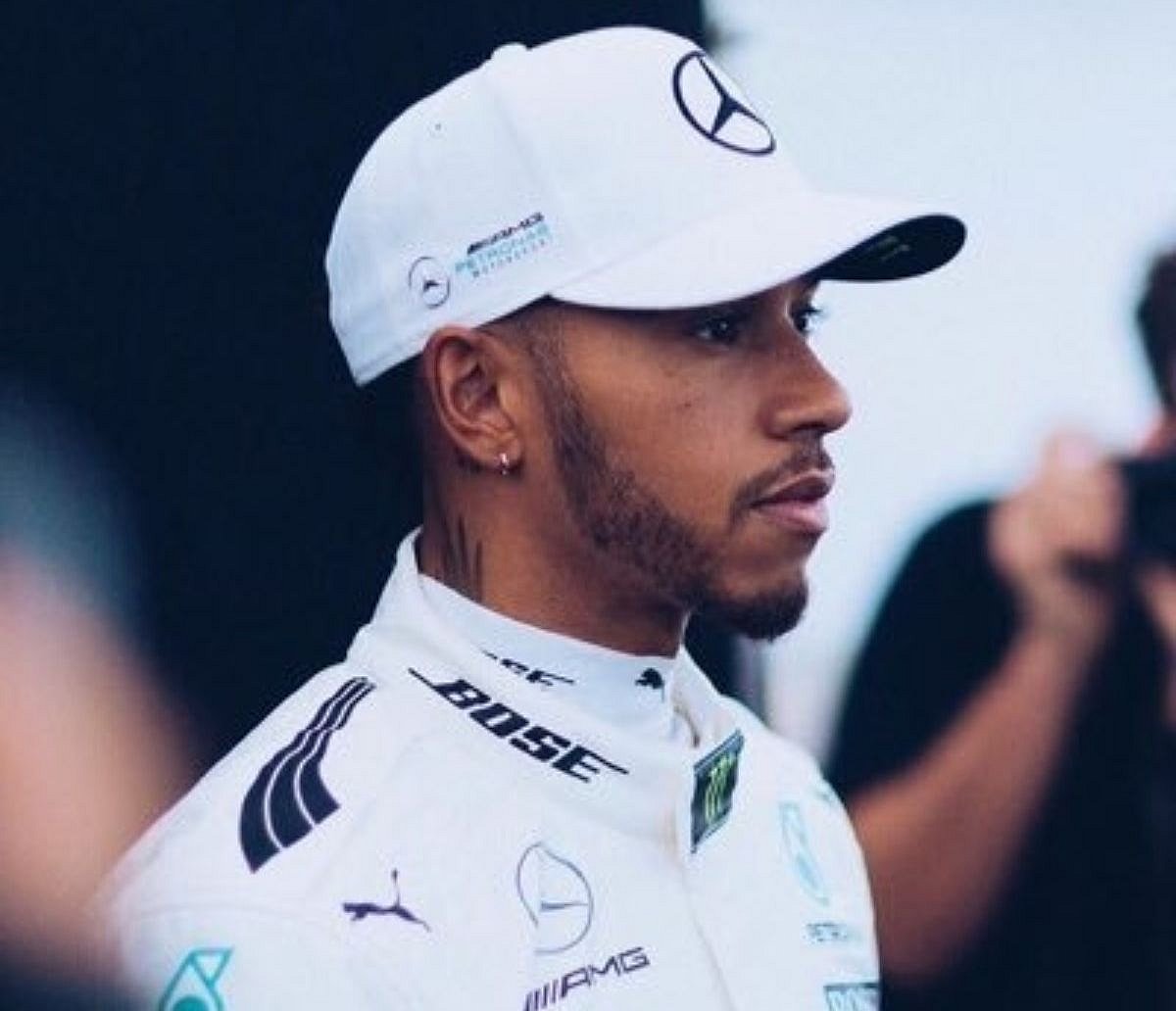 I’m not against COVID-19 vaccine, clarifies Lewis Hamilton