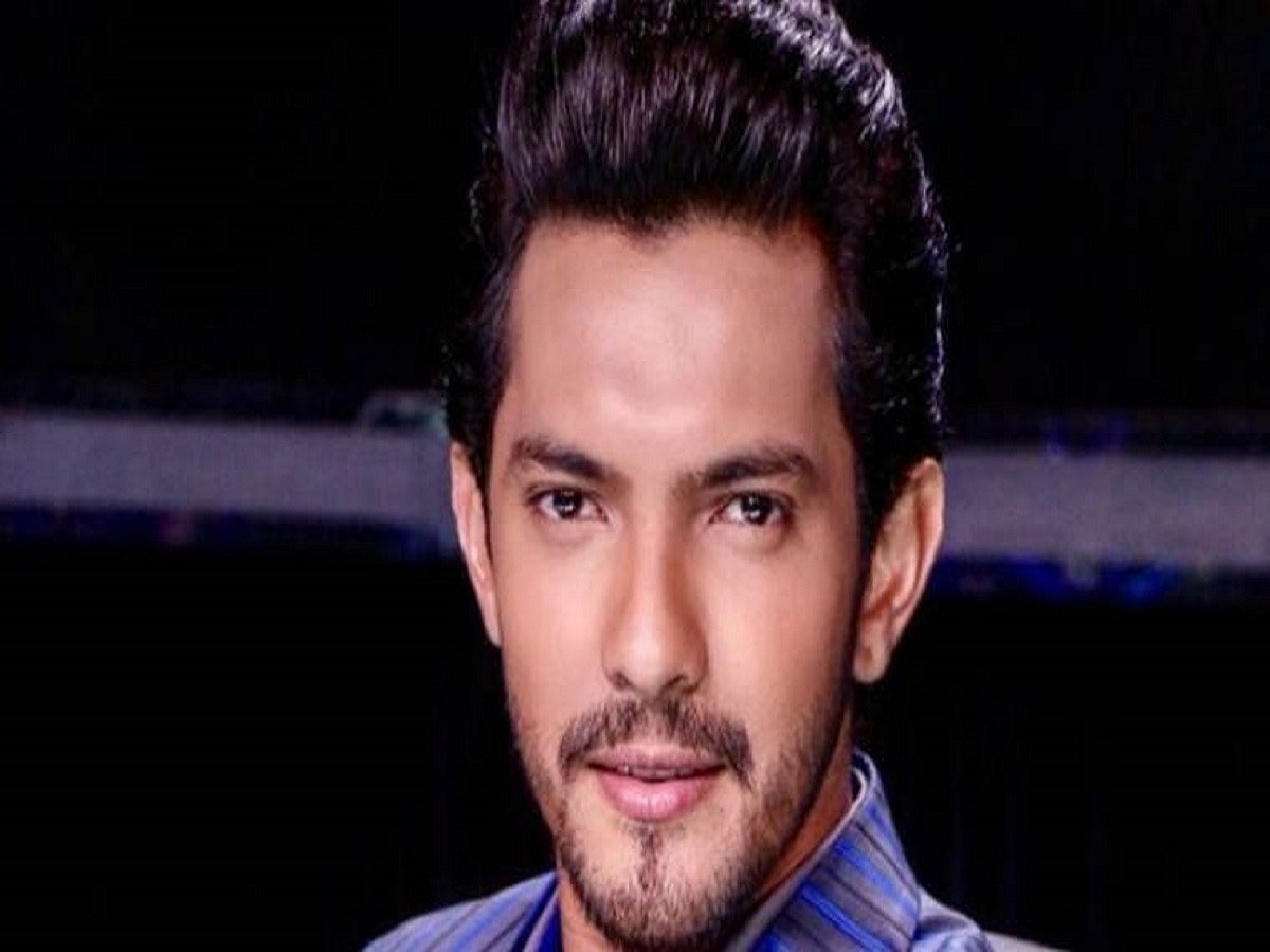 Aditya Narayan returns to Bollywood with AR Rahman’s ‘Dil Bechara’ after 7 years