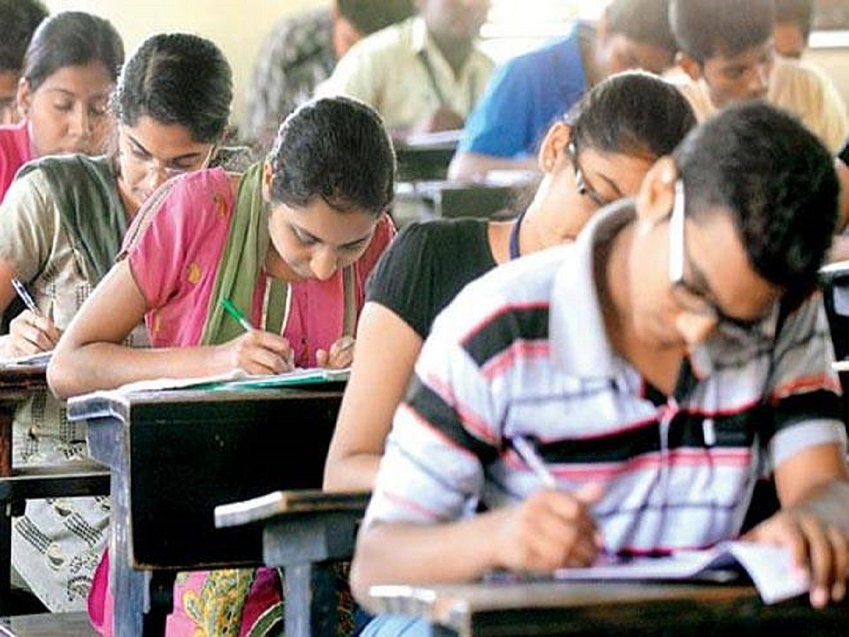 Rajasthan govt provides free transport to students for JEE, NEET exams