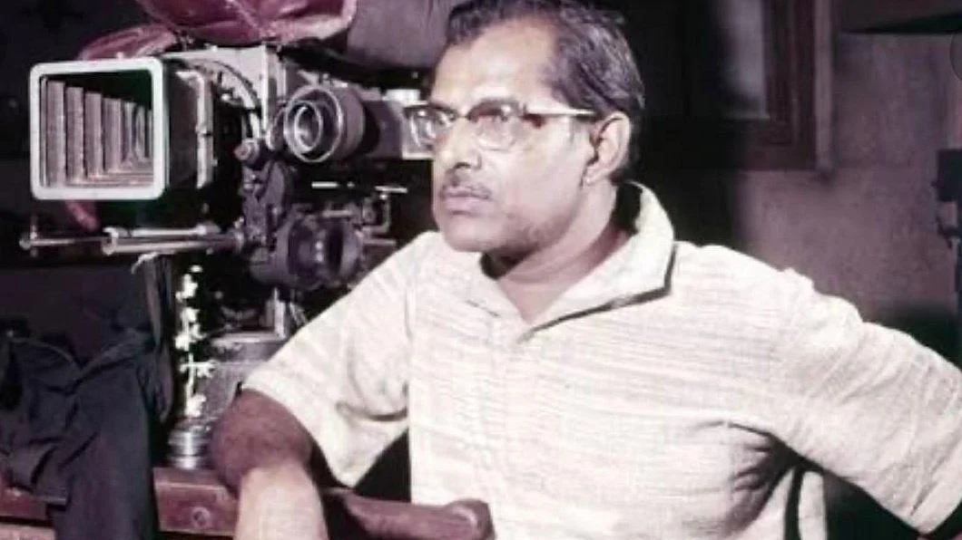 Hrishikesh Mukherjee (Photo courtesy: Twitter/ @IftpcM
