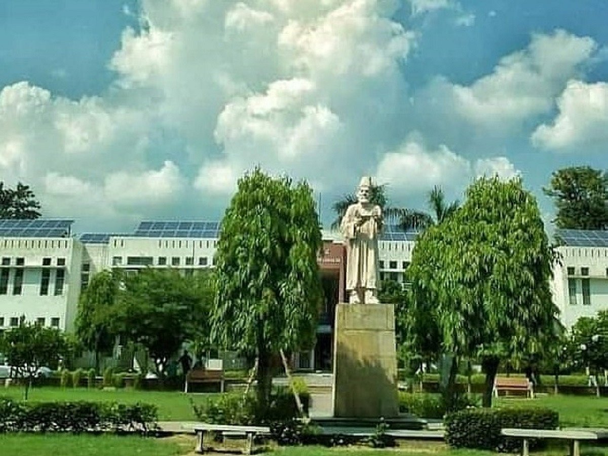 Jamia Alumni Association files police complaint against Sudarshan TV Editor