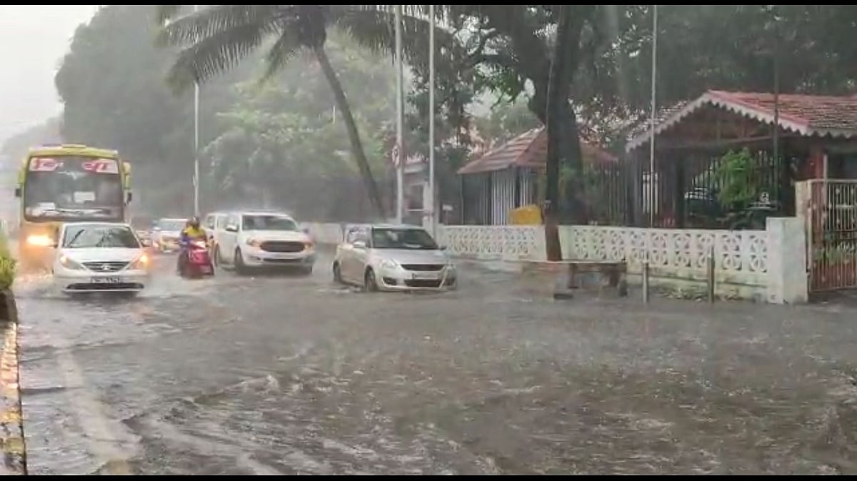 Rains pound Mumbai, MMR for second straight day, life disrupted 