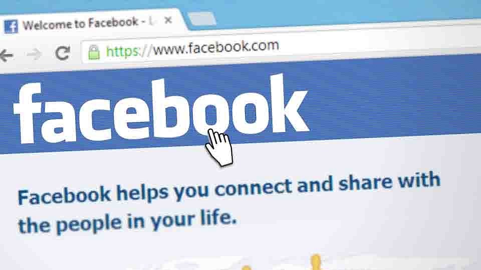 Facebook played role in 2017 Myanmar violence: Rohingya rights groups  