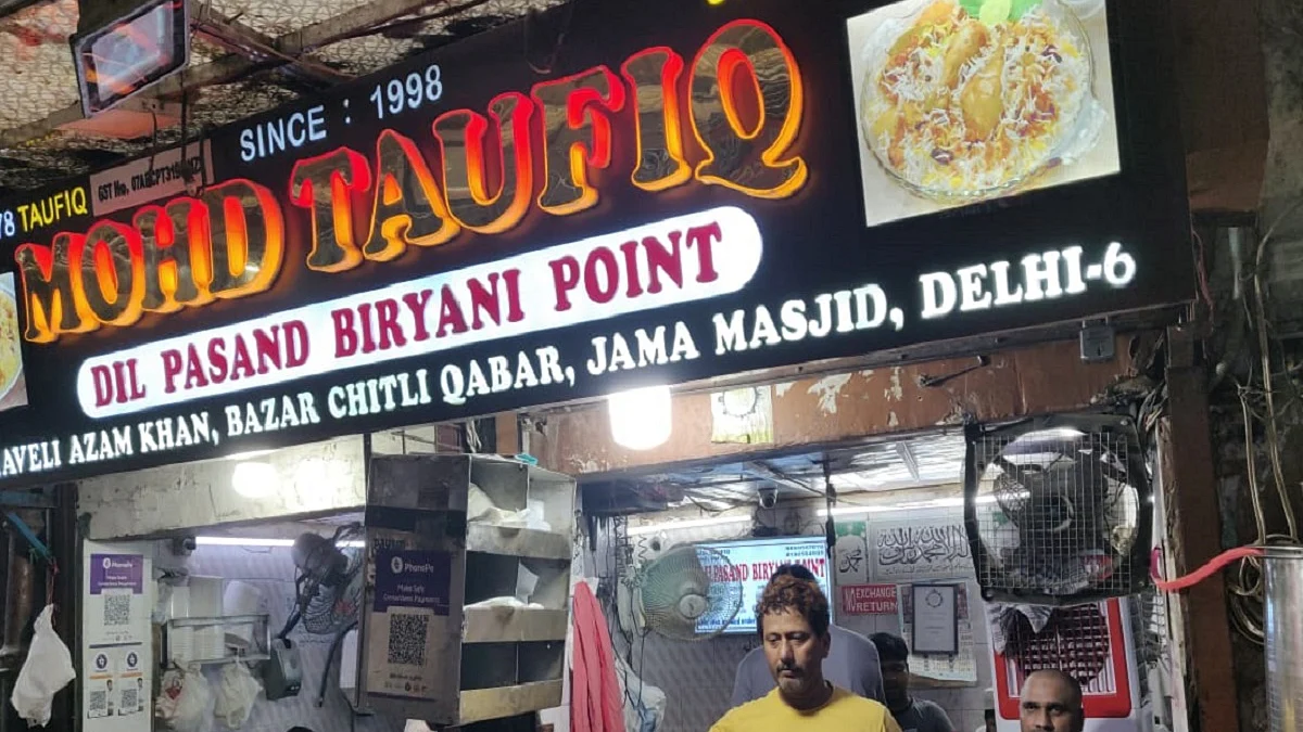 Eateries of Old Delhi: A cruise to culinary delights