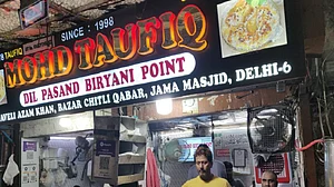Eateries of Old Delhi: A cruise to culinary delights