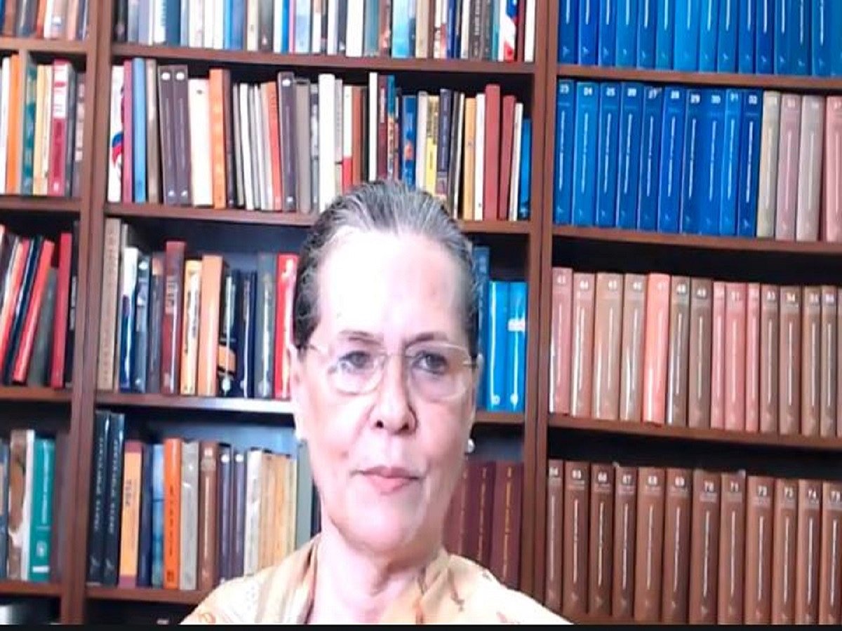 Influence of dictatorship on our democracy is rising: Sonia Gandhi