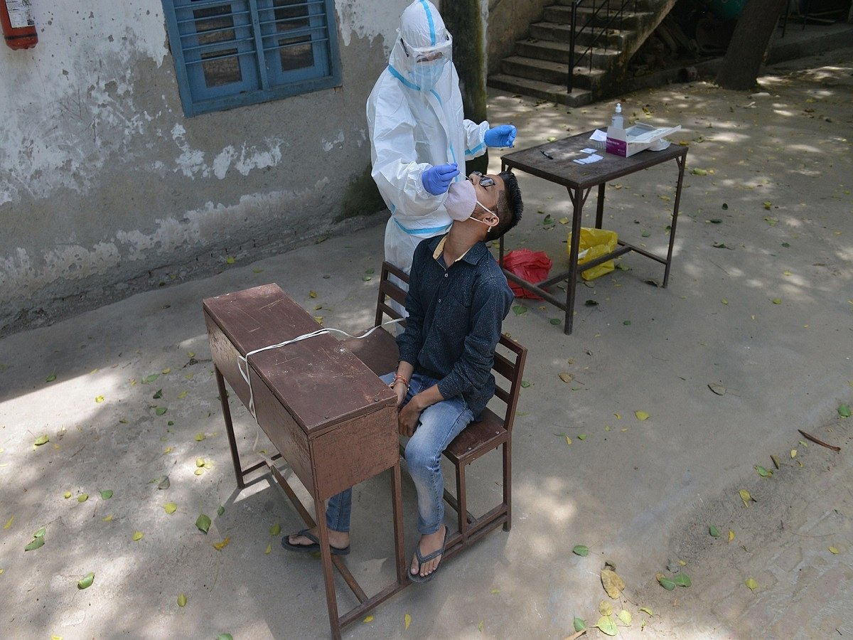 16 worst-hit districts asked to ramp up testing, ensure ambulance for all  