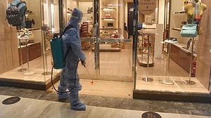 Safe to Shop? Only if you keep these 10 commandments in mind