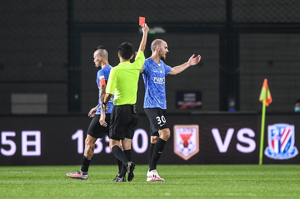 Red cards for deliberate coughing, says FA amid COVID-19 pandemic