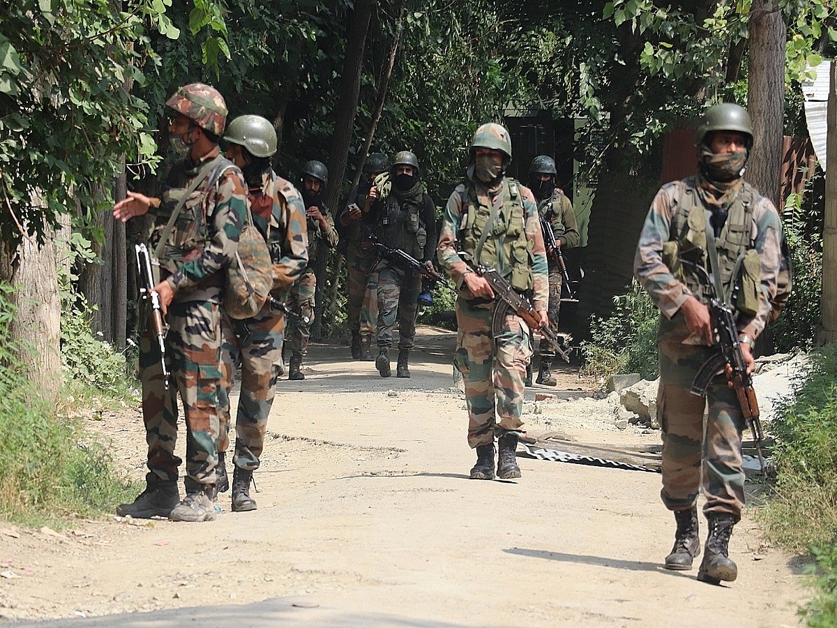 Centre withdraws 12,000 paramilitary force personnel from J&K