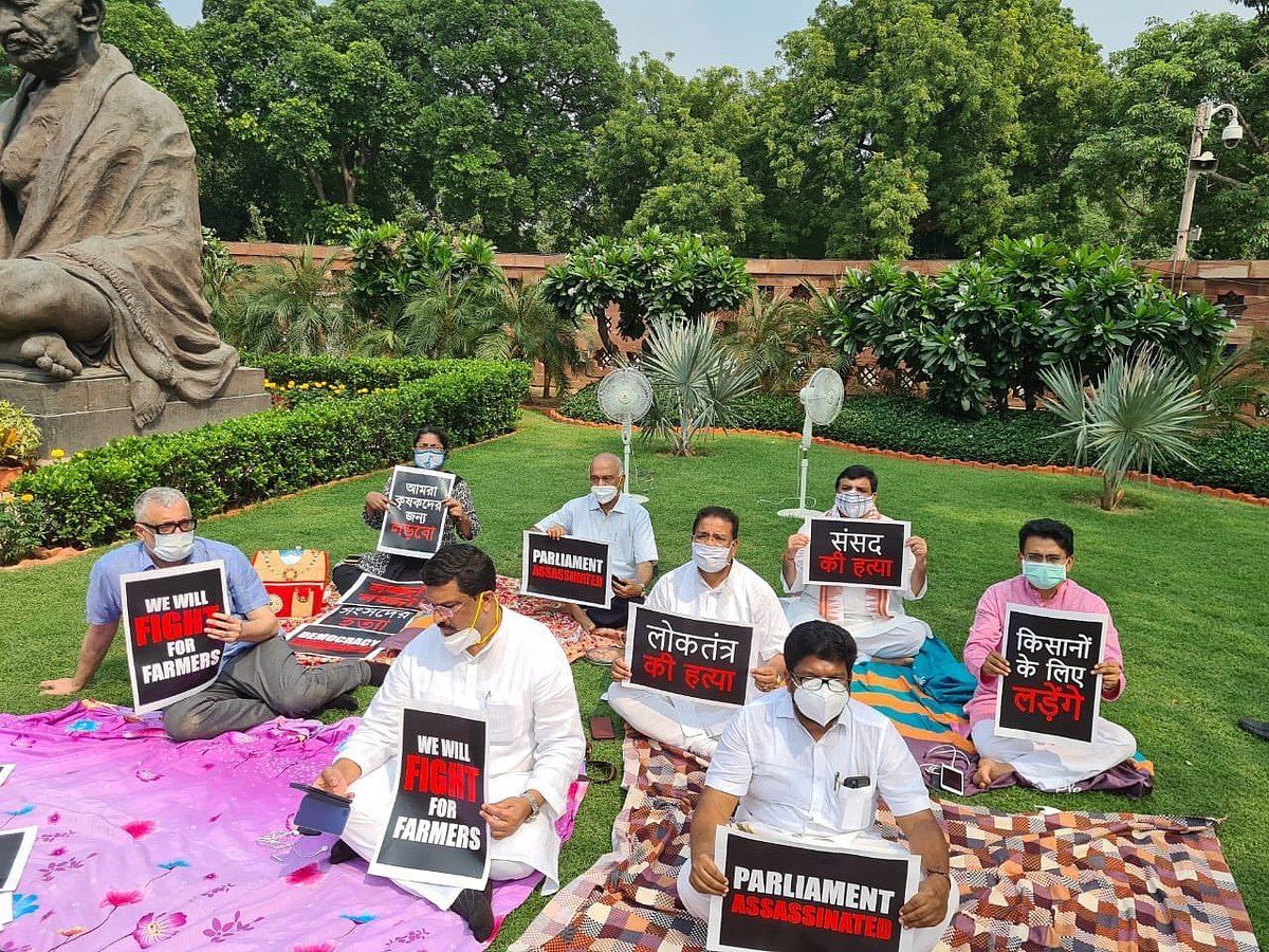 Opposition parties seek meeting with President, urge him not to sign farm bills