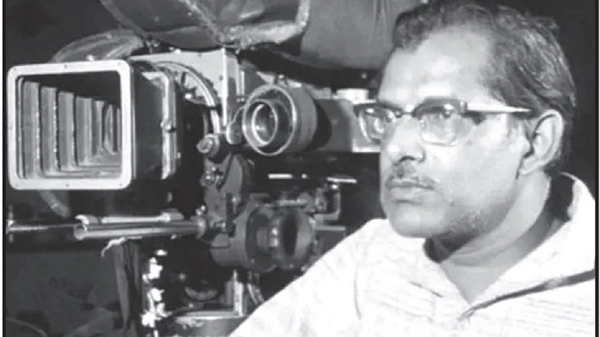 In times of ‘maal’, a look back at ‘Gol Maal’ and lives, lies & half-truths