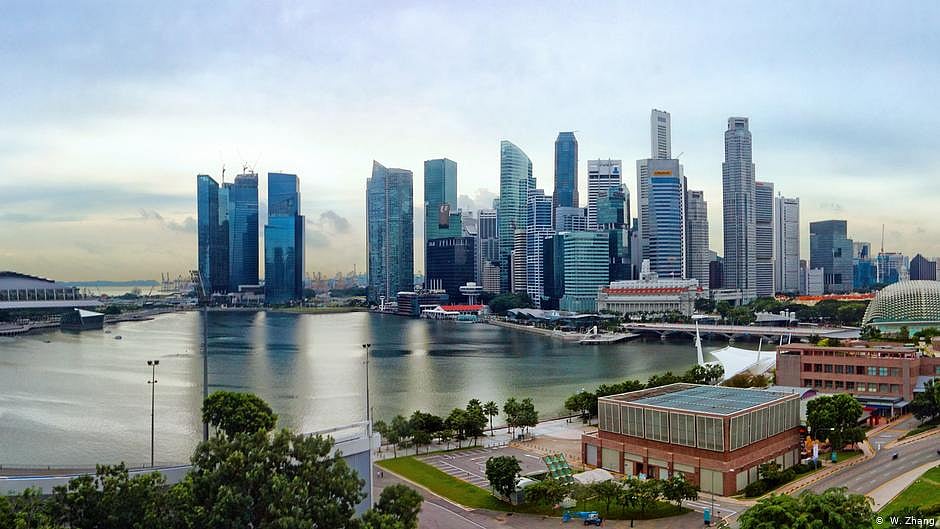 How Singapore managed to emerge as strong economy and healthy society
