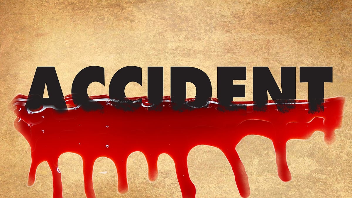 18 killed in UP as truck rams into stationary bus