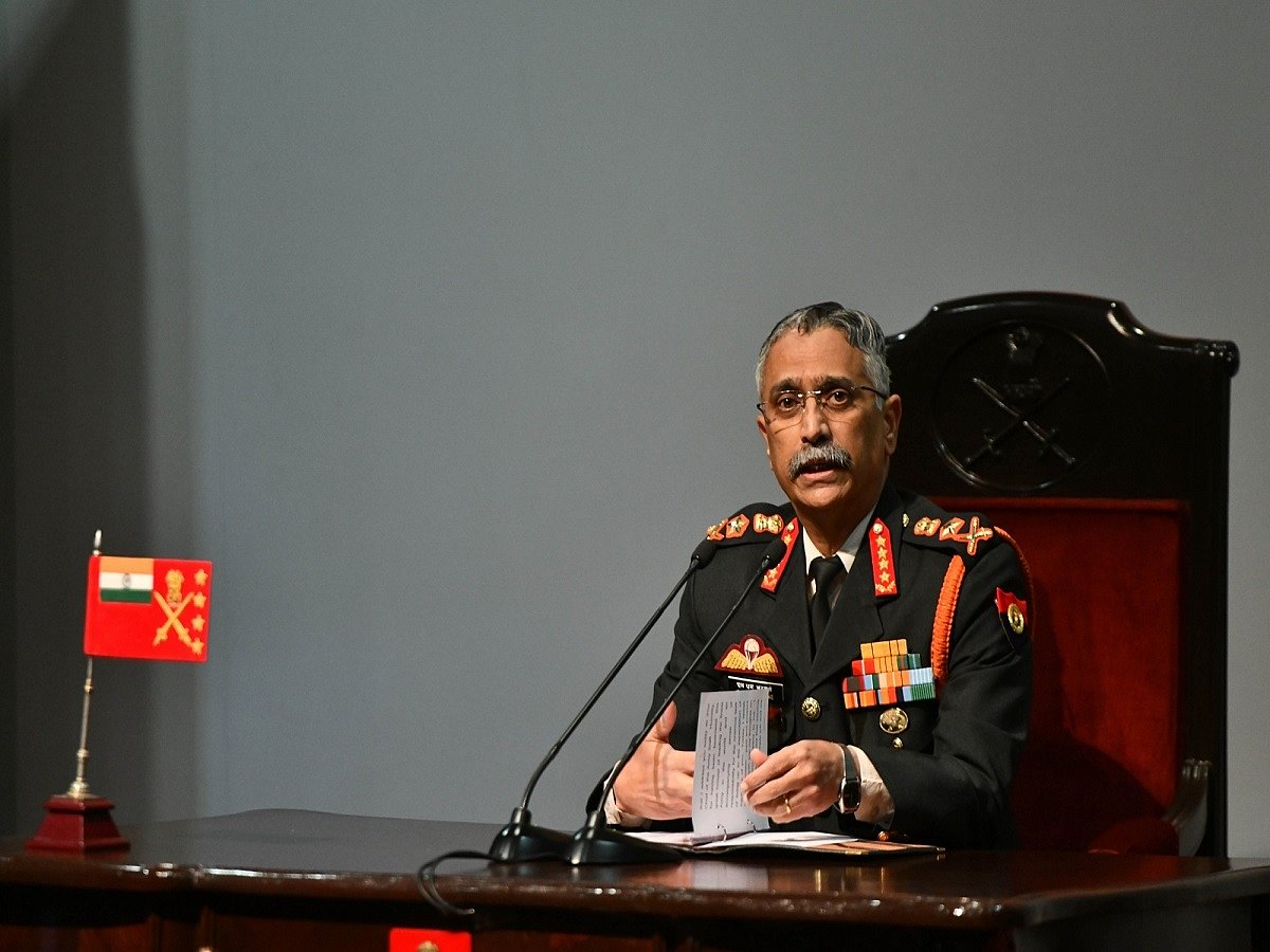 Army chief in Ladakh to review ops amid tension with China