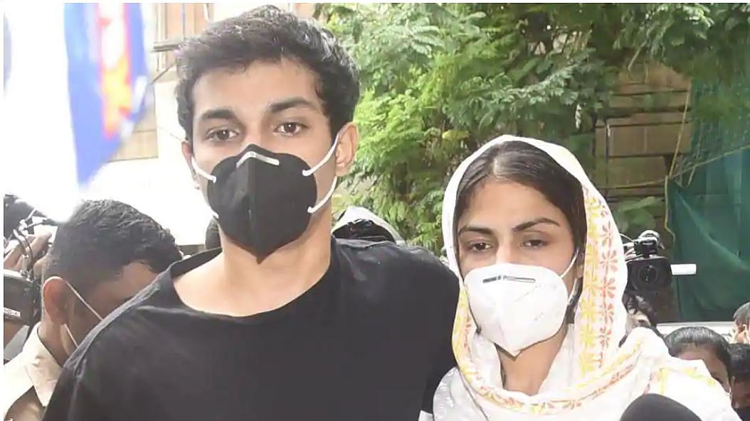Special court rejects bail pleas moved by Rhea Chakraborty, brother Showik in NDPS cases